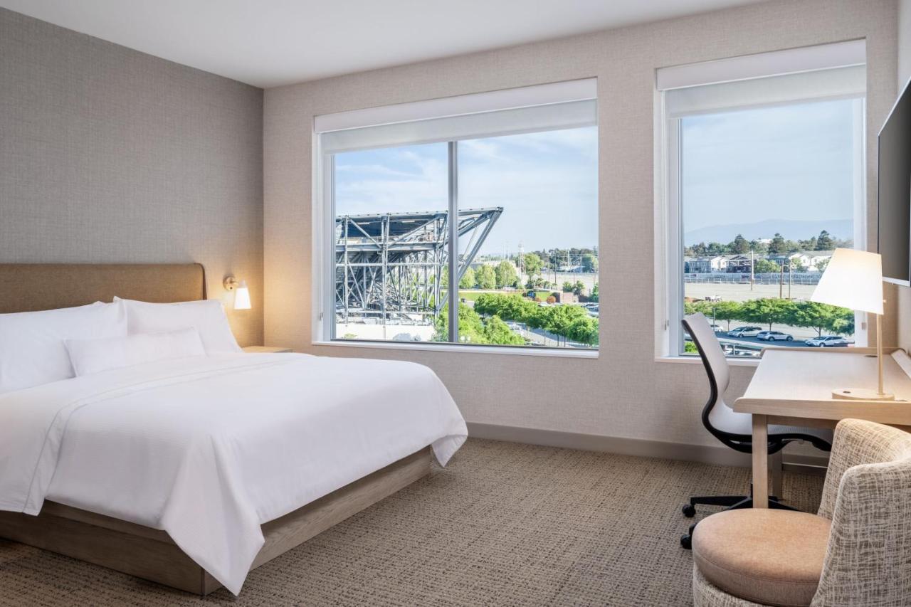 Element San Jose Airport Hotel Exterior photo